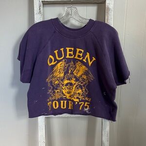 MadeWorn Purple Queen Tour '75 Short Sleeve Sweatshirt